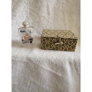 Vintage Chinese Inside Painted Snuff Bottle with Presentation Box | Hand Painted